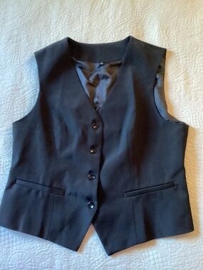 Women’s large vest